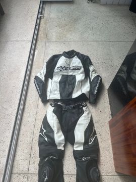 Macacão de Motociclismo Alpinestars 2 Peças - Couro - Tamanho GG/54EU