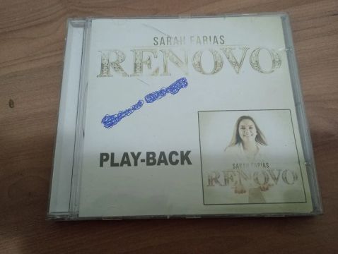 CD Sarah Farias - Renovo PLAY BACK 
