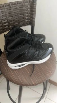 Tênis Reebok Preto NOVO 36 
