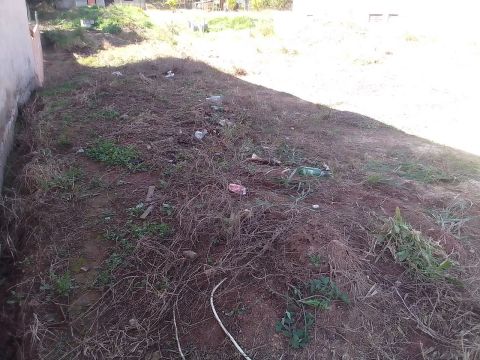 Vende se terreno de chácara no Roma 1 Piracicaba SP ótimo terreno 14x50 no pau queimado 