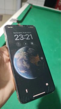 iPhone XS Max - 64GB - Dourado