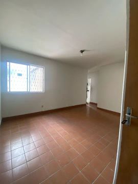 OPORTUNIDADE!!! Vendo Apartamento com 03 quartos no Bairro dos Ipês 