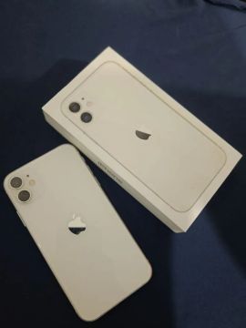 iPhone 11 Branco 64GB 