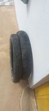 Vendo 2 pneus usados vipal 