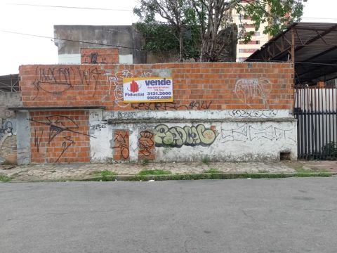 Terreno frente com a Ant° Pompeu, 574,20M², próx. Av Dom Manuel e Av. Aguanambi, não finan