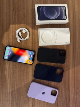 Apple iPhone 12 64 Gb 