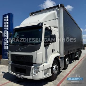 Volvo VM 330 2022 8x2 sider 10,50m bitruck