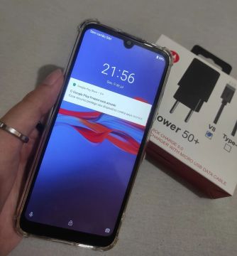 Motorola E6 Plus