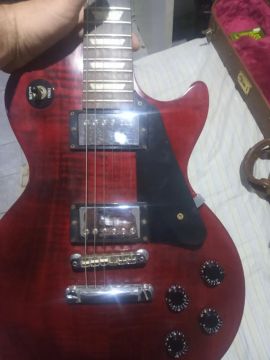 Guitarra Les Paul Gibson Studio Vermelha