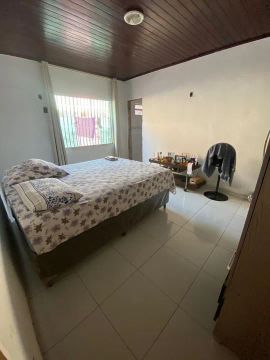 Casa na Cidade Operária.