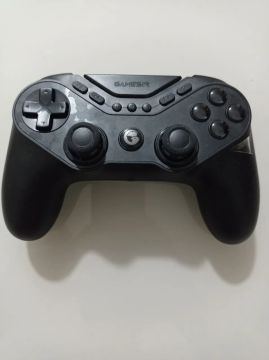 Controle da Game sir  tarântula pro  novo 350.00
