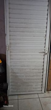 Porta em alumínio  top 0.90x2.10 