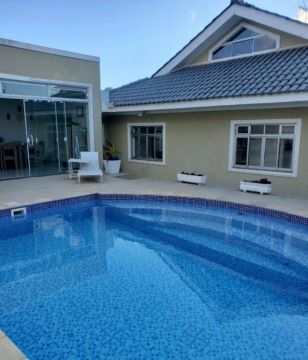 Casa Piscina Temporada Balneário Camboriú 