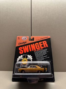 Dodge Dart Swinger 340 - Carrinho Colecionável 1/24