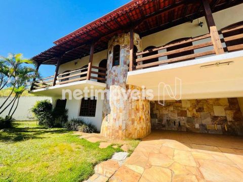 Casa residencial para aluguel no bairro Santa Lúcia com 5 dormitórios e 384 m².