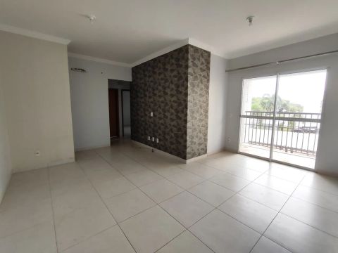 Apto 3/4 no Centro R$ 3.200,00