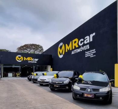 Ponto comercial loja de veículos Em São José dos Pinhais