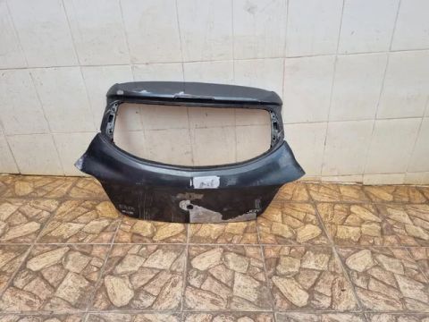 Tampa traseira Onix 2012/20 Original