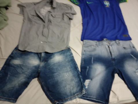 Conjunto de Roupas Masculino - Camiseta, Shorts e Calça Jeans