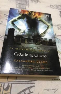 Cidade das Cinzas - Instrumentos Mortais