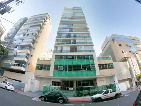 Duplex para venda tem 218 metros quadrados com 4 quartos em Praia da Costa - Vila Velha - 