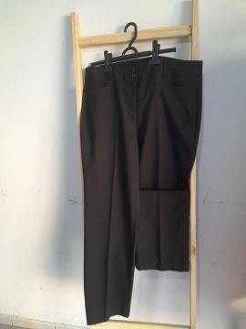Calça Social da charles vogele- Tamanho: 44