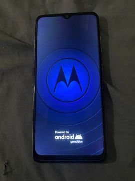Celular MOTOE22
