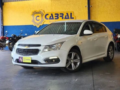 Chevrolet Cruze HB Sport LT 1.8 - ((Baixo KM))