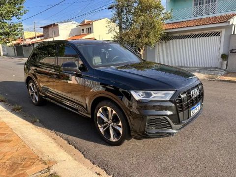 Audi Q7 2022 / 7 Lugares | Impecável | Conforto e Sofisticação para Toda a Família!?