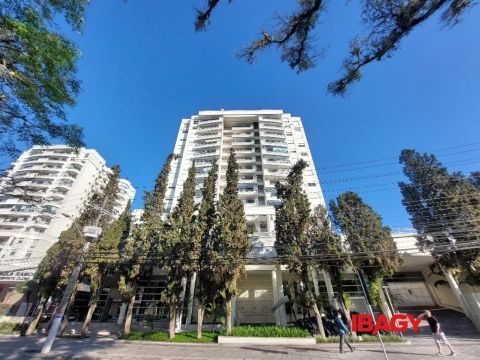 Excelente Apartamento 3 dormitório(s) em Trindade - Florianópolis
