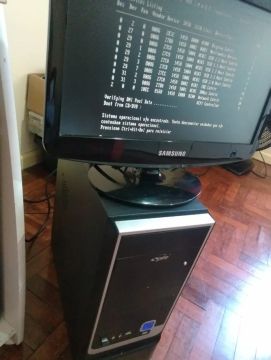 PC Computador Gabinete  + 2 monitores