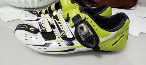 Sapatilha pearl izumi