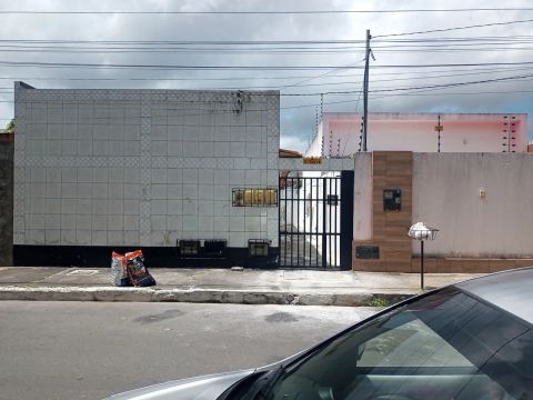 Alugo casas tipo Kitnet , 420,00