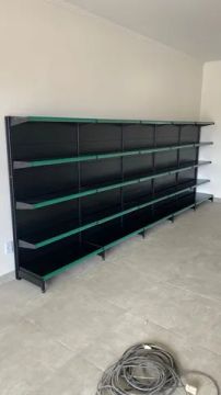 Gôndolas novas de aço a pronta entrega para comércio em geral 