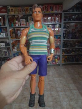 Boneco Max Steel antigo (não é Ken)