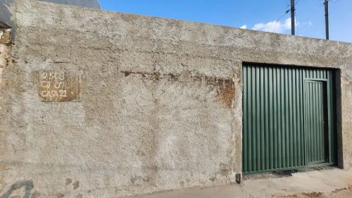KS Vendo casa na quadra 509 Recanto das Emas (REFORMA) A vista