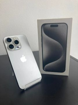 iPhone 15 Pro 256GB Titânio Branco Seminovo-3 meses de garantia-Retire em loja
