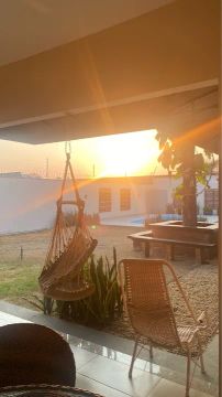 Vendo linda casa no Parque Caçari