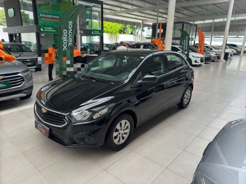Onix LT 2018 ÚNICO DONO