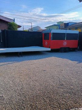 Loco espaço para Food Truck, trailer- Pronto para o Sucesso!
