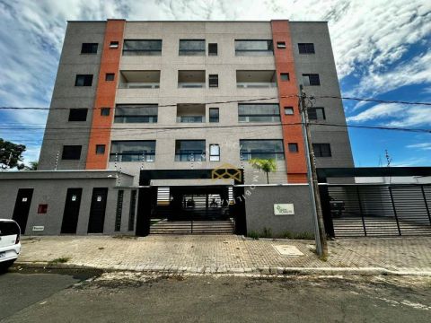 Belíssimo apartamento com excelente localização em Jaguariúna