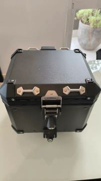 Baú Top Case BMW Original preto alumínio 32l com Encosto e Canhão 