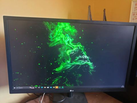 Monitor LG Flatron 24' gamer
