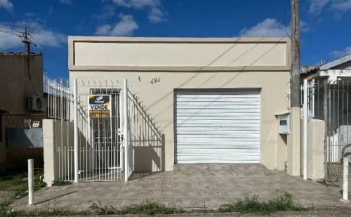 Casa disponível para aluguel ou venda no Fragata com 126m², 4 dormitórios, sala, cozinha, 