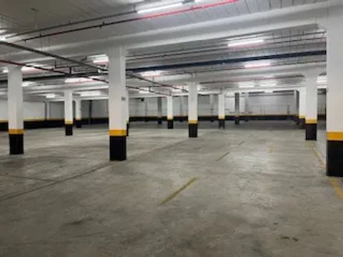 Alugo garagem em sub solo de predio coml com 1.000m2