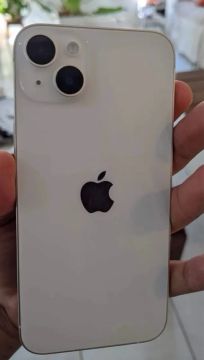 iPhone 14Plus 128g, possui nota fiscal sem marcas de uso.