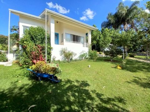 Casa no Espelho das Águas
