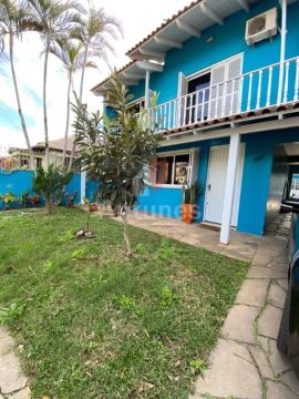 CASA RESIDENCIAL em CACHOEIRINHA - RS, VILA MONTE CARLO