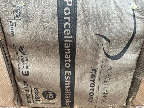 Porcelanato Esmaltado 81x81 Retificado - Novo