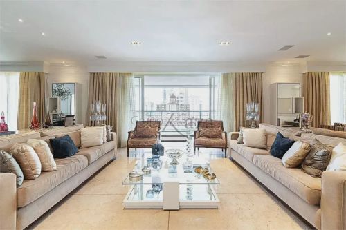 Apartamento - Vila Nova Conceição - 4 Dormitórios - 369m².